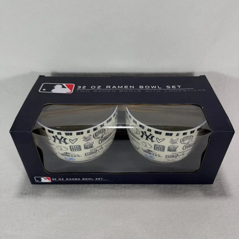 New York Yankees Ramen Bowl Set of 2 32 oz Ceramic with Chopsticks MLB NY NIB